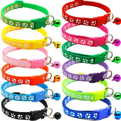 Buntes Haustierhalsband mit Glöckchen & Pfotenmuster