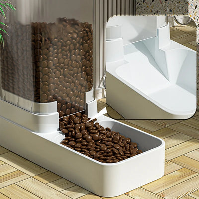 Futter- & Wasserspender für Hunde & Katzen
